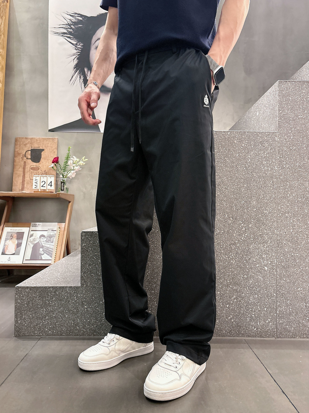 2026 春夏新品 Loro piana 休闲裤颜色：黑色 蓝色 杏色码数：M-3XL