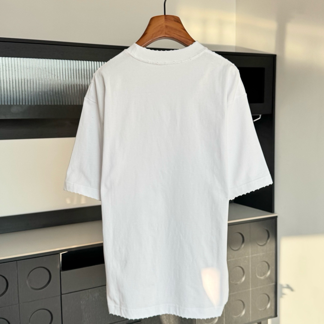 新款🌟GVC 2026新款logo图案春夏打底短袖，采用舒适透气面料，潮流搭配，顶级的做工，高端品质！男