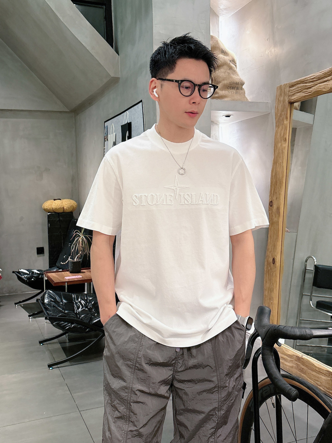 2026 春夏新品 石头岛短袖颜色：  黑色 白色  卡其 天蓝 铁灰码数：M-5XL