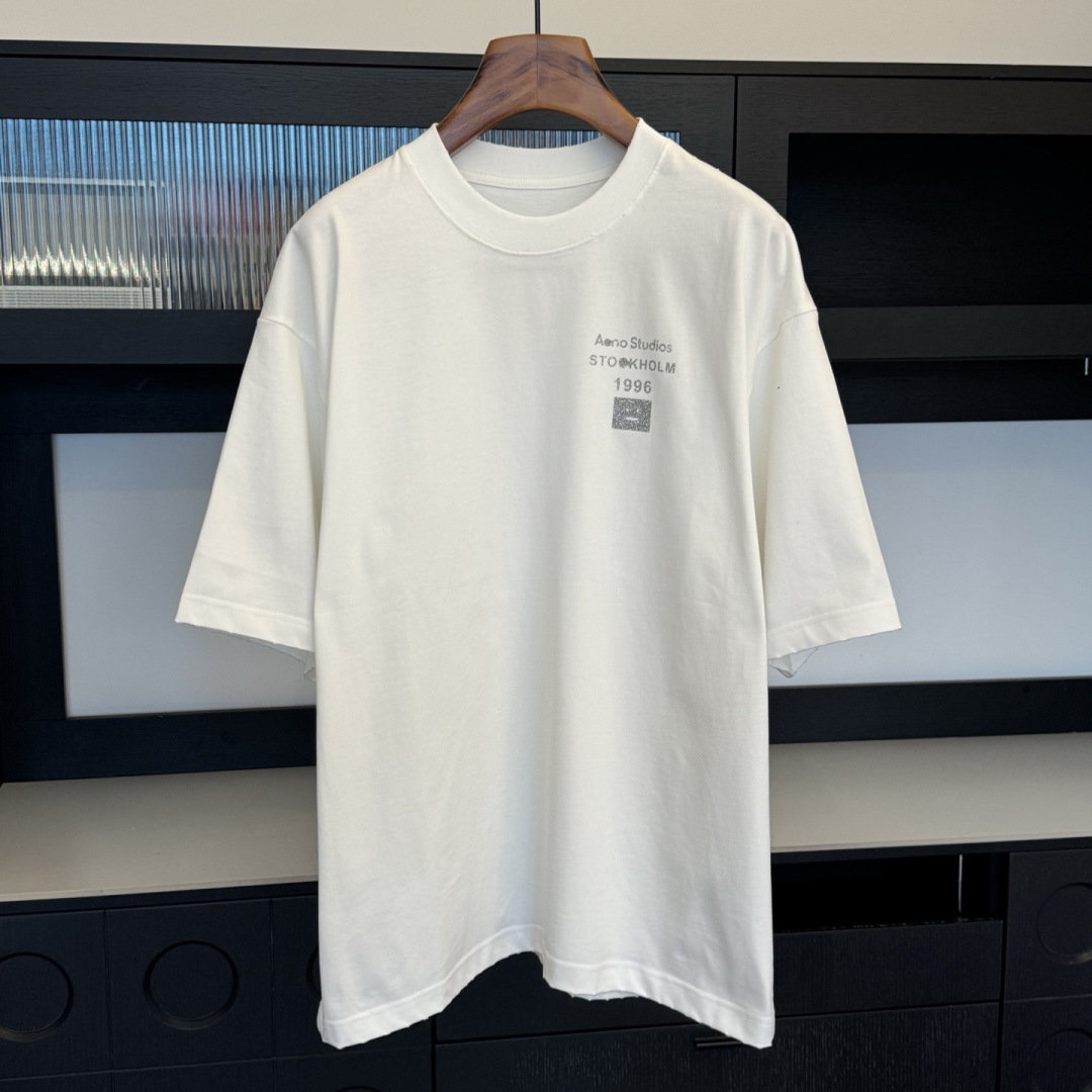 Acne Studios🌟2026年新款夏季短袖🆕采用纯棉面料，手感细腻，超级时尚洋气！码数：XS-XL男女同款
