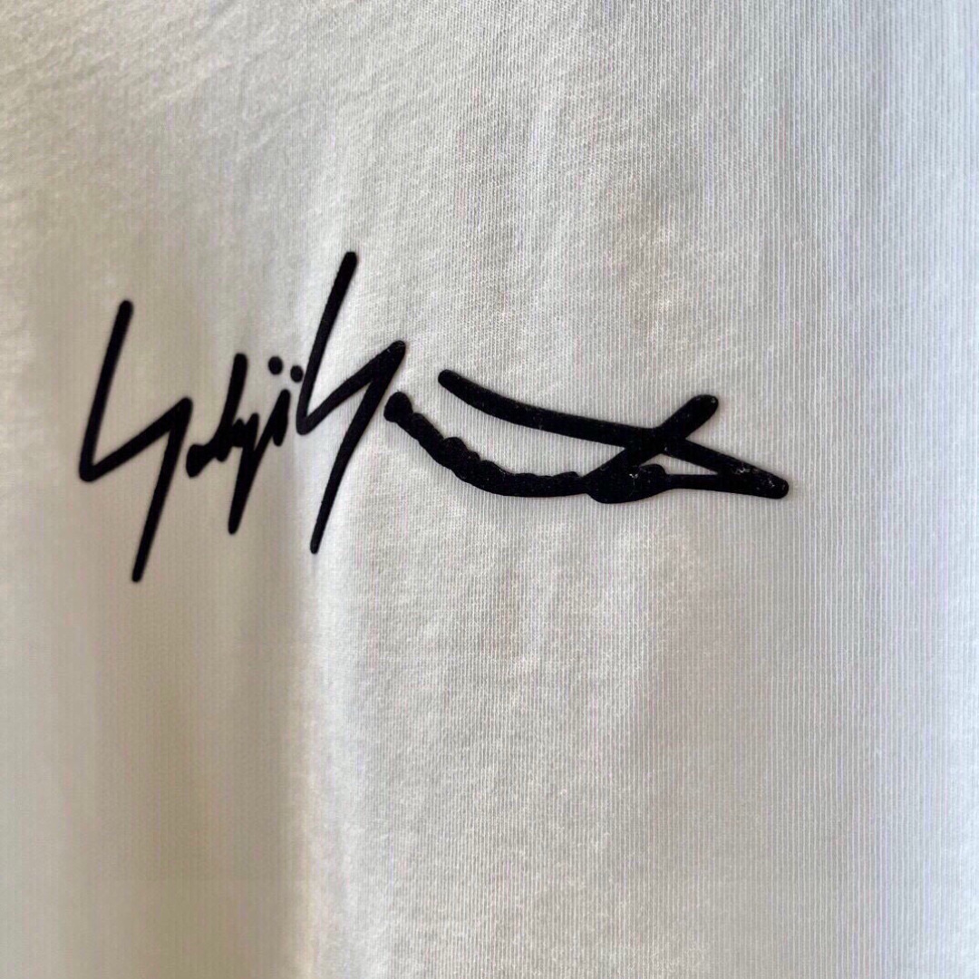 新款🌟Y3，新款背心🎽，面料采用顶级原版精梳棉，印压胶条logo印花图案，顶级的做工，高端品质，男女同款，尺码: XS-