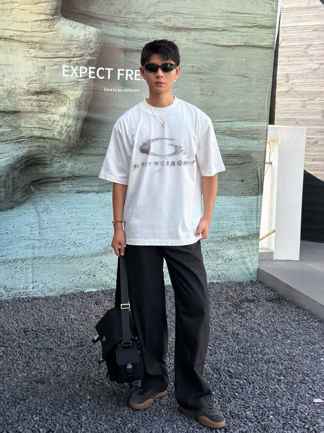 🆕26夏季薄款260克T恤🔥 颜色：黑，白 码数：XS-XL 款号：52205