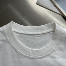 Stone Island 2026春夏系列圆领短袖T恤衫 码数:M-5XL 常规版型 100%长绒棉 亲肤舒 Stone Island 2026春夏系列圆领短袖T恤衫 码数:M-5XL 常规版型 100%长绒棉 亲肤舒
