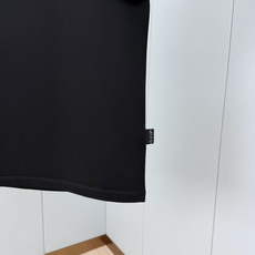 PHILIPP PLEIN SS26春夏新品3D印花标识圆领短袖T恤,正面饰品牌字样+3D六边形印花图案设计,采用高支数 PHILIPP PLEIN SS26春夏新品3D印花标识圆领短袖T恤,正面饰品牌字样+3D六边形印花图案设计,采用高支数