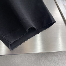 Acne Studios 手写徽标T恤 ,Acne Studios这款26新款手写字母logoT恤,将北欧极简与复古情怀 Acne Studios 手写徽标T恤 ,Acne Studios这款26新款手写字母logoT恤,将北欧极简与复古情怀