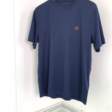 Loro piana1981春夏最新款短袖T恤衫 面料控推荐 让整体凸显细节质感!简约的设计 对面料 版型 细节点缀 要 Loro piana1981春夏最新款短袖T恤衫 面料控推荐 让整体凸显细节质感!简约的设计 对面料 版型 细节点缀 要