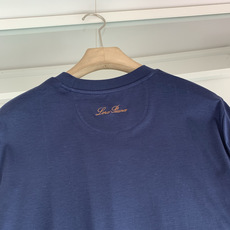 Loro piana1981春夏最新款短袖T恤衫 面料控推荐 让整体凸显细节质感!简约的设计 对面料 版型 细节点缀 要 Loro piana1981春夏最新款短袖T恤衫 面料控推荐 让整体凸显细节质感!简约的设计 对面料 版型 细节点缀 要