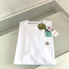 Loro piana1981春夏最新款短袖T恤衫 面料控推荐 让整体凸显细节质感!简约的设计 对面料 版型 细节点缀 要 Loro piana1981春夏最新款短袖T恤衫 面料控推荐 让整体凸显细节质感!简约的设计 对面料 版型 细节点缀 要