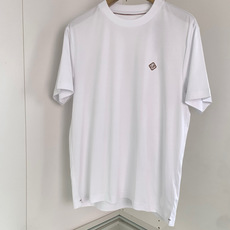 Loro piana1981春夏最新款短袖T恤衫 面料控推荐 让整体凸显细节质感!简约的设计 对面料 版型 细节点缀 要 Loro piana1981春夏最新款短袖T恤衫 面料控推荐 让整体凸显细节质感!简约的设计 对面料 版型 细节点缀 要