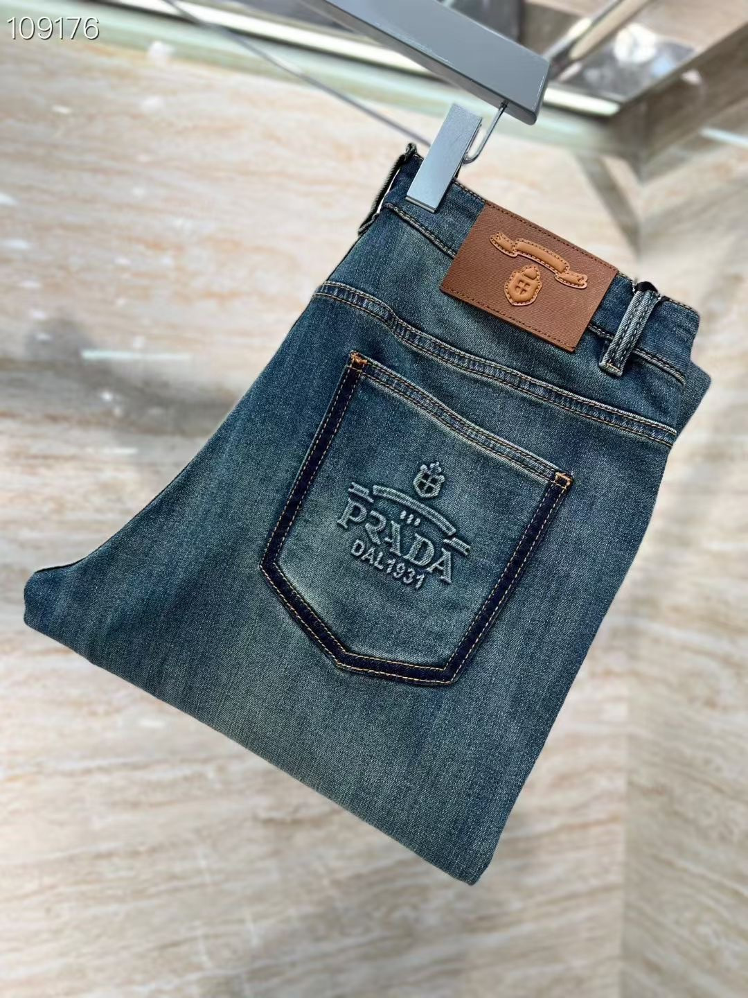 𝟐𝟎𝟐𝟔春夏上新 高订欧货牛仔 现货供应 高端锦纶面料 亲肤舒适 不易起球 柔软弹力 手感爽滑 耐磨性极佳 品质彰显自然