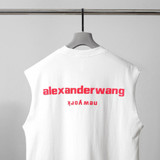 品牌:WANG 季度:2026春夏 颜色:黑色 白色 尺码:XS-XL 版型:宽松阔版 背心 成分:100%棉 工艺 品牌:WANG 季度:2026春夏 颜色:黑色 白色 尺码:XS-XL 版型:宽松阔版 背心 成分:100%棉 工艺