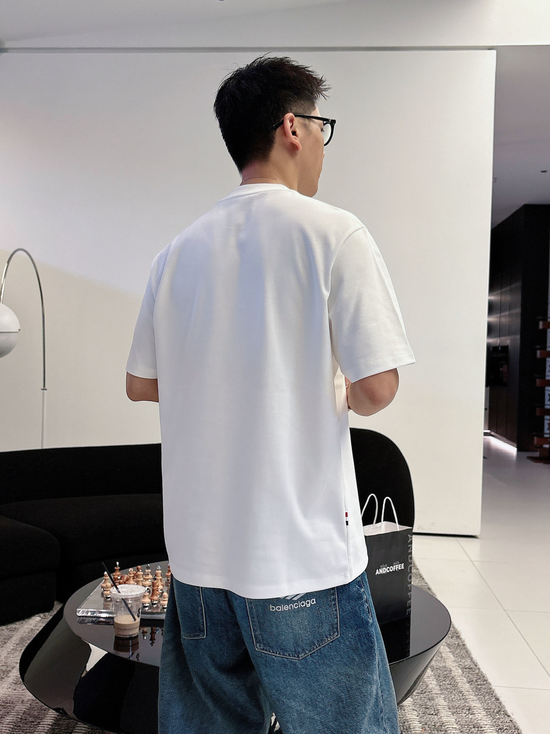 mon 2026年春夏系列圆领休闲短T 尺码:M-5XL 微阔版型 成份:罗马棉平纹面料,245克重,面料纹路平整清 mon 2026年春夏系列圆领休闲短T 尺码:M-5XL 微阔版型 成份:罗马棉平纹面料,245克重,面料纹路平整清