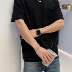 mon 2026年春夏系列圆领休闲短T 尺码:M-5XL 微阔版型 成份:罗马棉平纹面料,245克重,面料纹路平整清 mon 2026年春夏系列圆领休闲短T 尺码:M-5XL 微阔版型 成份:罗马棉平纹面料,245克重,面料纹路平整清