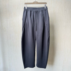 Y-3🌟2026年早秋新款休闲裤🆕采用优质面料,具有质感,松紧腰带设计,超级时尚洋气!码数:S-3XL 男女同款 Y-3🌟2026年早秋新款休闲裤🆕采用优质面料,具有质感,松紧腰带设计,超级时尚洋气!码数:S-3XL 男女同款