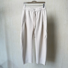 Y-3🌟2026年早秋新款休闲裤🆕采用优质面料,具有质感,松紧腰带设计,超级时尚洋气!码数:S-3XL 男女同款 Y-3🌟2026年早秋新款休闲裤🆕采用优质面料,具有质感,松紧腰带设计,超级时尚洋气!码数:S-3XL 男女同款