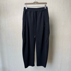 Y-3🌟2026年早秋新款休闲裤🆕采用优质面料,具有质感,松紧腰带设计,超级时尚洋气!码数:S-3XL 男女同款 Y-3🌟2026年早秋新款休闲裤🆕采用优质面料,具有质感,松紧腰带设计,超级时尚洋气!码数:S-3XL 男女同款