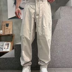 LOW2026春夏新款休闲裤 功能性黑科技面料亲肤舒适吸汗速干透气! 百搭款!品质绝对好闭眼入手的质量,买到等于赚到的节 LOW2026春夏新款休闲裤 功能性黑科技面料亲肤舒适吸汗速干透气! 百搭款!品质绝对好闭眼入手的质量,买到等于赚到的节