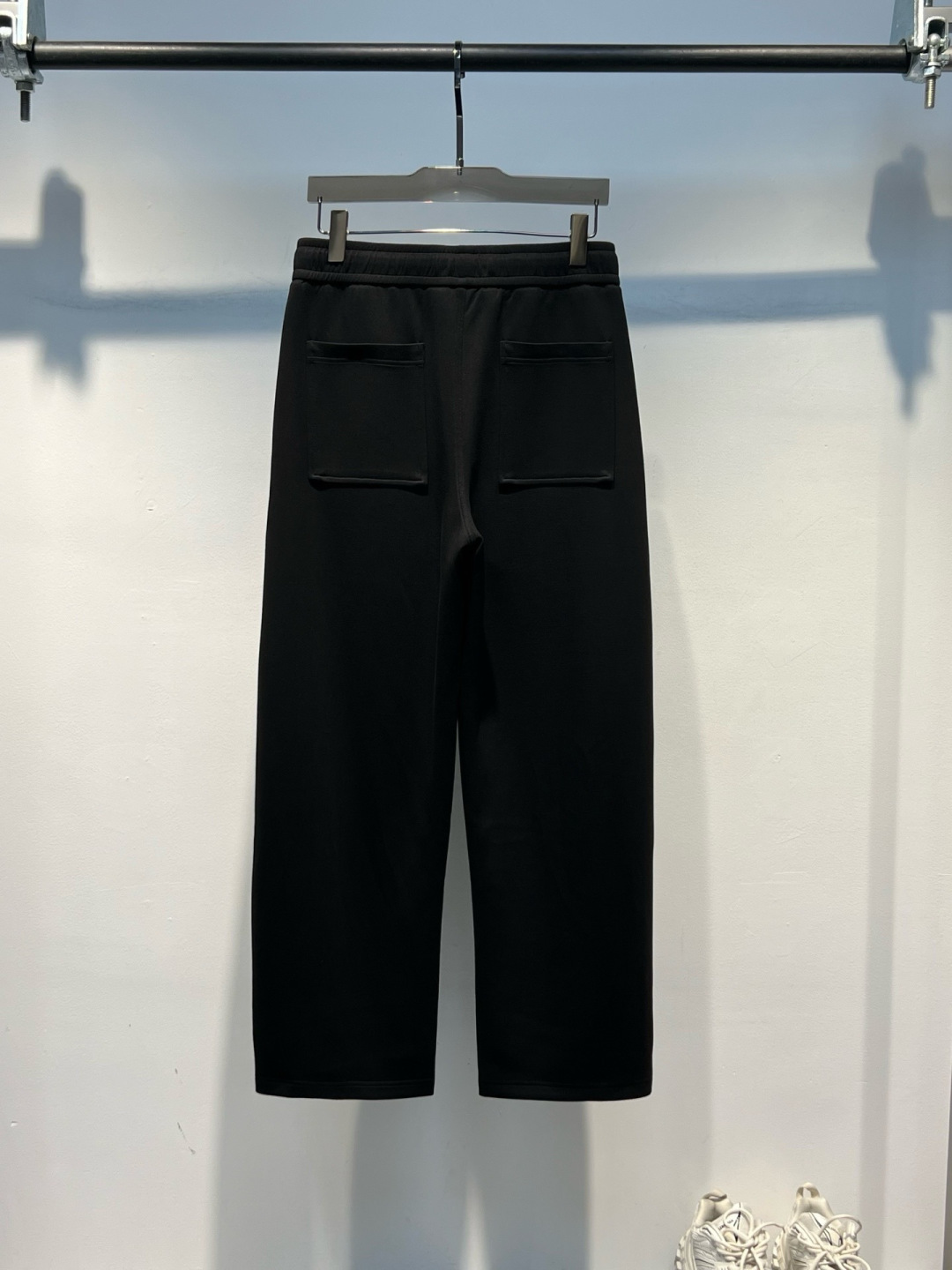 秋冬新款裤子上新🔥 颜色：黑 码数：M-3XL 款号：7029