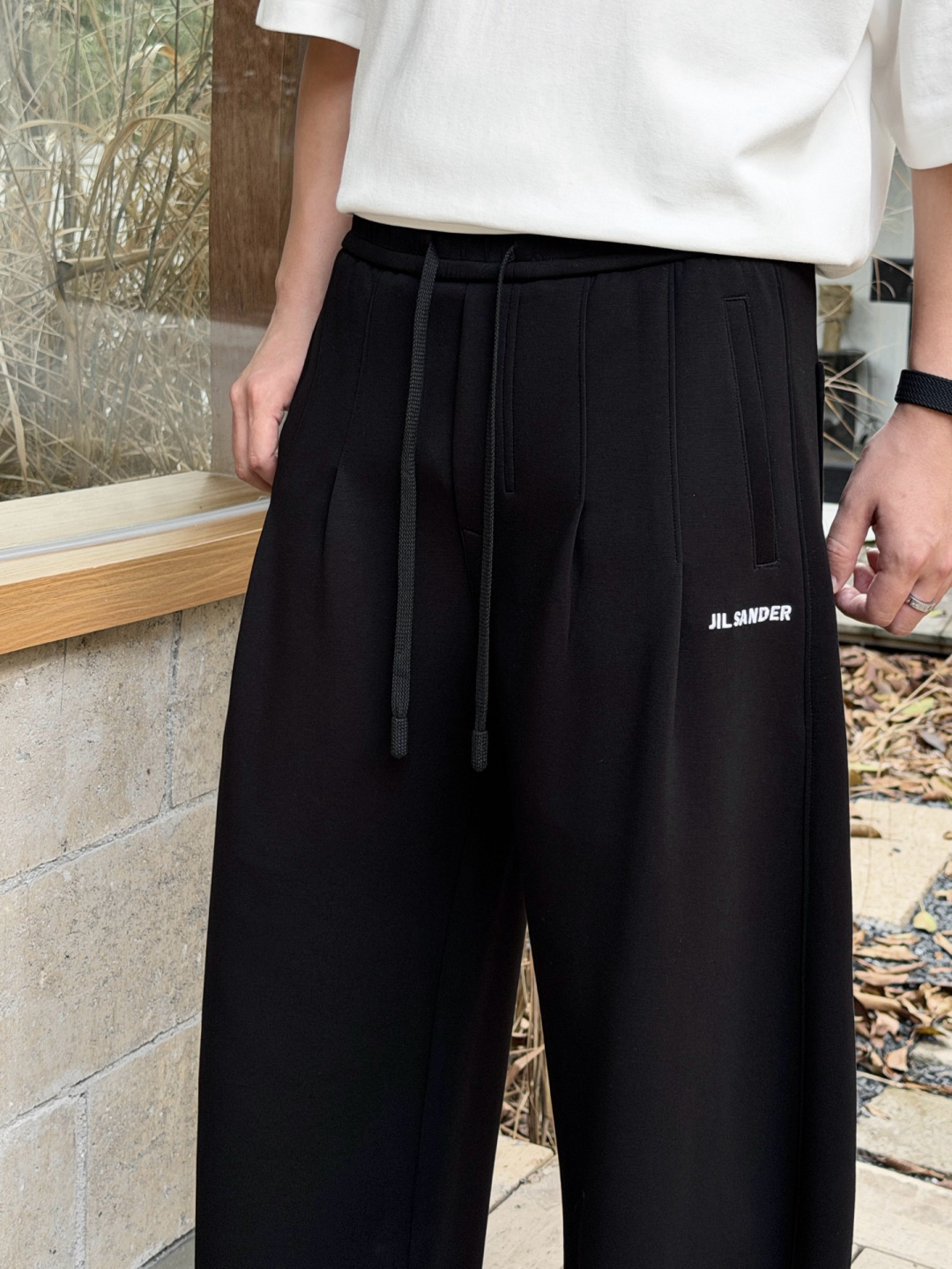 秋冬新款裤子上新🔥 颜色：黑 码数：M-3XL 款号：7029
