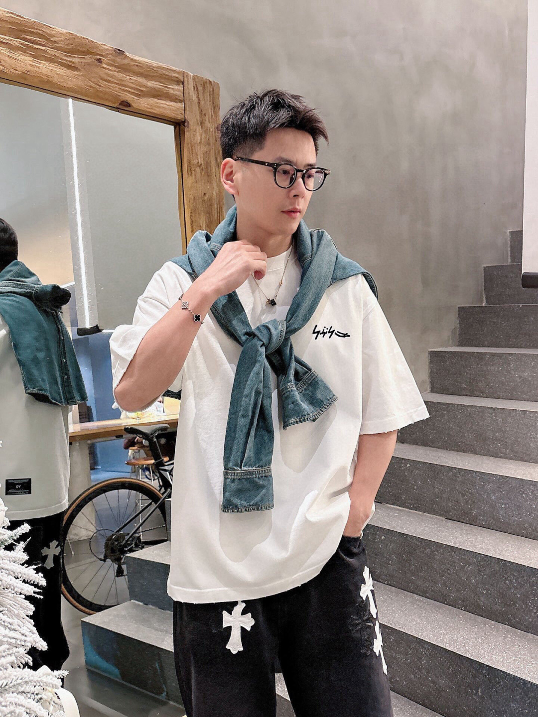 2026春夏新款 Y-3签名短袖 XS S M L XL 2026春夏新款 Y-3签名短袖 XS S M L XL