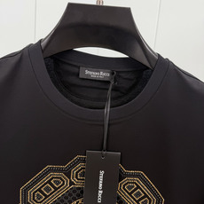 Stefano Ricci·史蒂芬劳尼治 SS26春夏新品标志性鹰头八角形装饰水晶短袖T恤,正面饰水晶点状标志鹰头,鹰眼 Stefano Ricci·史蒂芬劳尼治 SS26春夏新品标志性鹰头八角形装饰水晶短袖T恤,正面饰水晶点状标志鹰头,鹰眼
