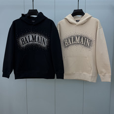Balmain.巴尔曼 FW26新品字母满天星水晶微阔版套头连帽卫衣,秀场同款、正面镂空品牌字母缀饰满天星水晶超闪耀✨奢 Balmain.巴尔曼 FW26新品字母满天星水晶微阔版套头连帽卫衣,秀场同款、正面镂空品牌字母缀饰满天星水晶超闪耀✨奢