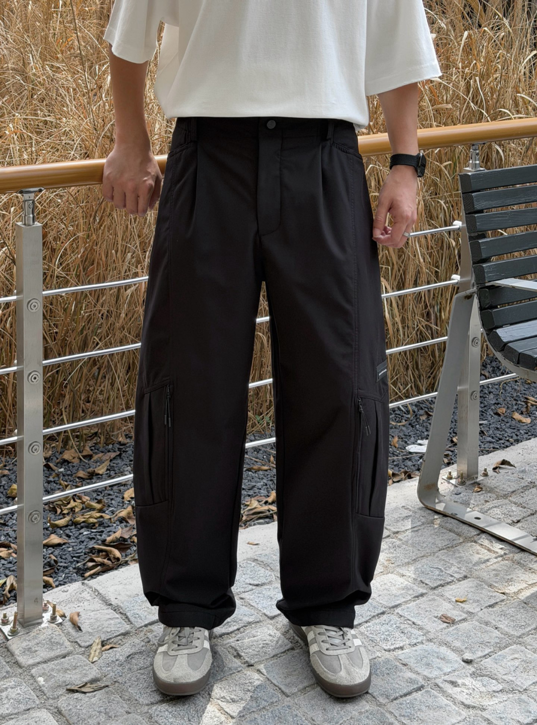 秋冬新款裤子上新🔥 颜色：黑 码数：M-3XL 款号：7012
