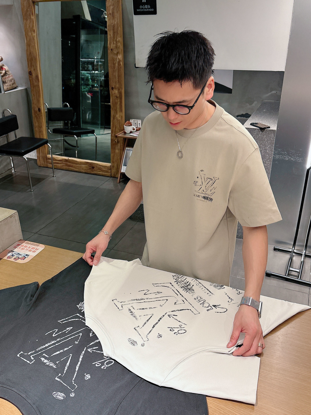 2026 NEW 驴家新品短袖 颜色：  深灰  米色 卡其 码数：M-5XL