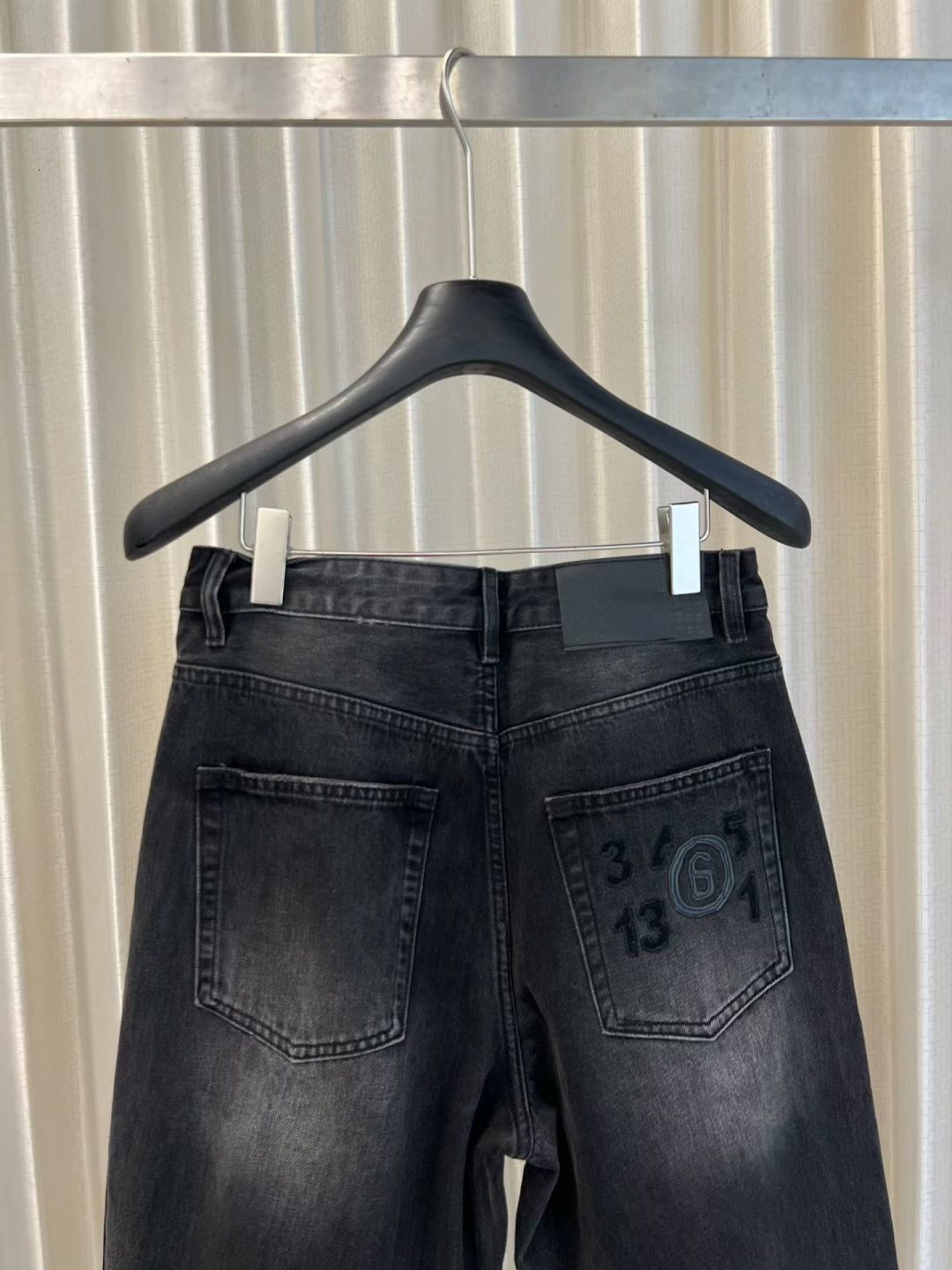 马吉拉秋季新款 弯刀阔腿牛仔裤 S-XL 