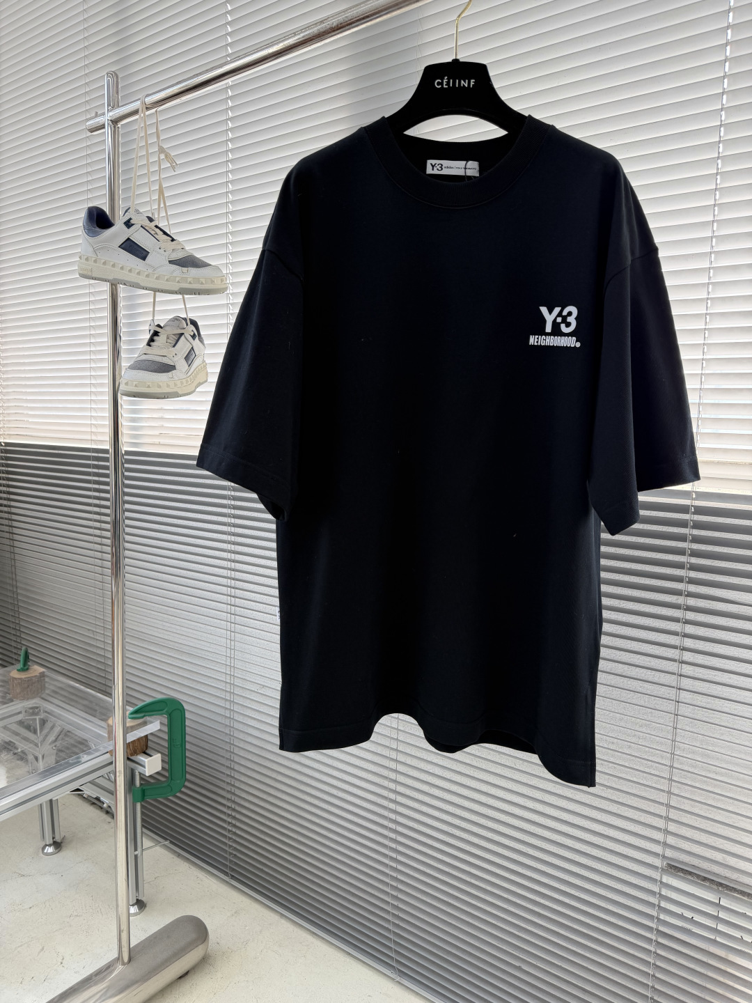 (高版本)Y-3山本耀司 26春夏新品宽松版型短袖T恤,采用定制340g高克重棉面料,非常有质感,袖口下摆均做旧磨破 (高版本)Y-3山本耀司 26春夏新品宽松版型短袖T恤,采用定制340g高克重棉面料,非常有质感,袖口下摆均做旧磨破