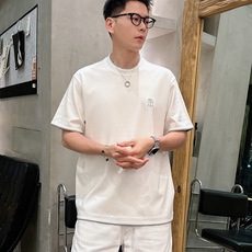 2026 S/S New 新品 1.颜色:黑色 白色 藏青色 金铜色 2.尺码:M-5XL 3.版型:微阔短袖T 4.成 2026 S/S New 新品 1.颜色:黑色 白色 藏青色 金铜色 2.尺码:M-5XL 3.版型:微阔短袖T 4.成