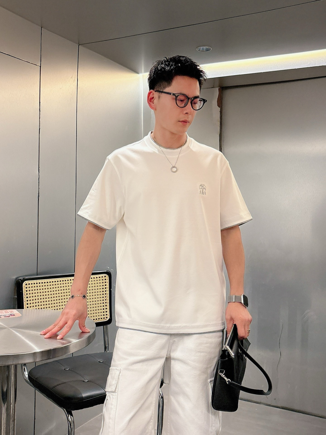 2026 S/S New 新品 1.颜色：黑色 白色 藏青色 金铜色 2.尺码:M-5XL 3.版型:微阔短袖T 4.成