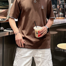 2026 S/S New 新品 1.颜色:黑色 白色 藏青色 金铜色 2.尺码:M-5XL 3.版型:微阔短袖T 4.成 2026 S/S New 新品 1.颜色:黑色 白色 藏青色 金铜色 2.尺码:M-5XL 3.版型:微阔短袖T 4.成