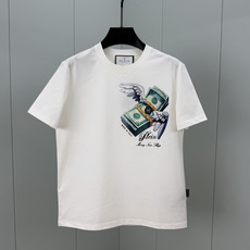 PHILIPP PLEIN SS26春夏新品钞票印花标识圆领短袖T恤,采用高支数高密度80支双股丝光棉,上身舒适透气、柔 PHILIPP PLEIN SS26春夏新品钞票印花标识圆领短袖T恤,采用高支数高密度80支双股丝光棉,上身舒适透气、柔