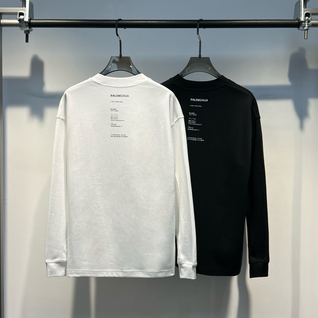 秋冬新款磨毛长袖上新🔥 颜色：黑，白 码数：S-XL 款号：203