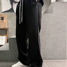 2026 春夏新品 FD休闲裤 颜色: 黑色 石墨灰 码数:M-3XL 2026 春夏新品 FD休闲裤 颜色: 黑色 石墨灰 码数:M-3XL