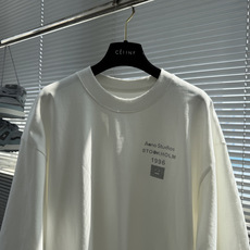 -Acne Studios 徽标圆领T恤 ,Acne Studios这款26新款闪粉字母logoT恤,将北欧极简与复古 -Acne Studios 徽标圆领T恤 ,Acne Studios这款26新款闪粉字母logoT恤,将北欧极简与复古