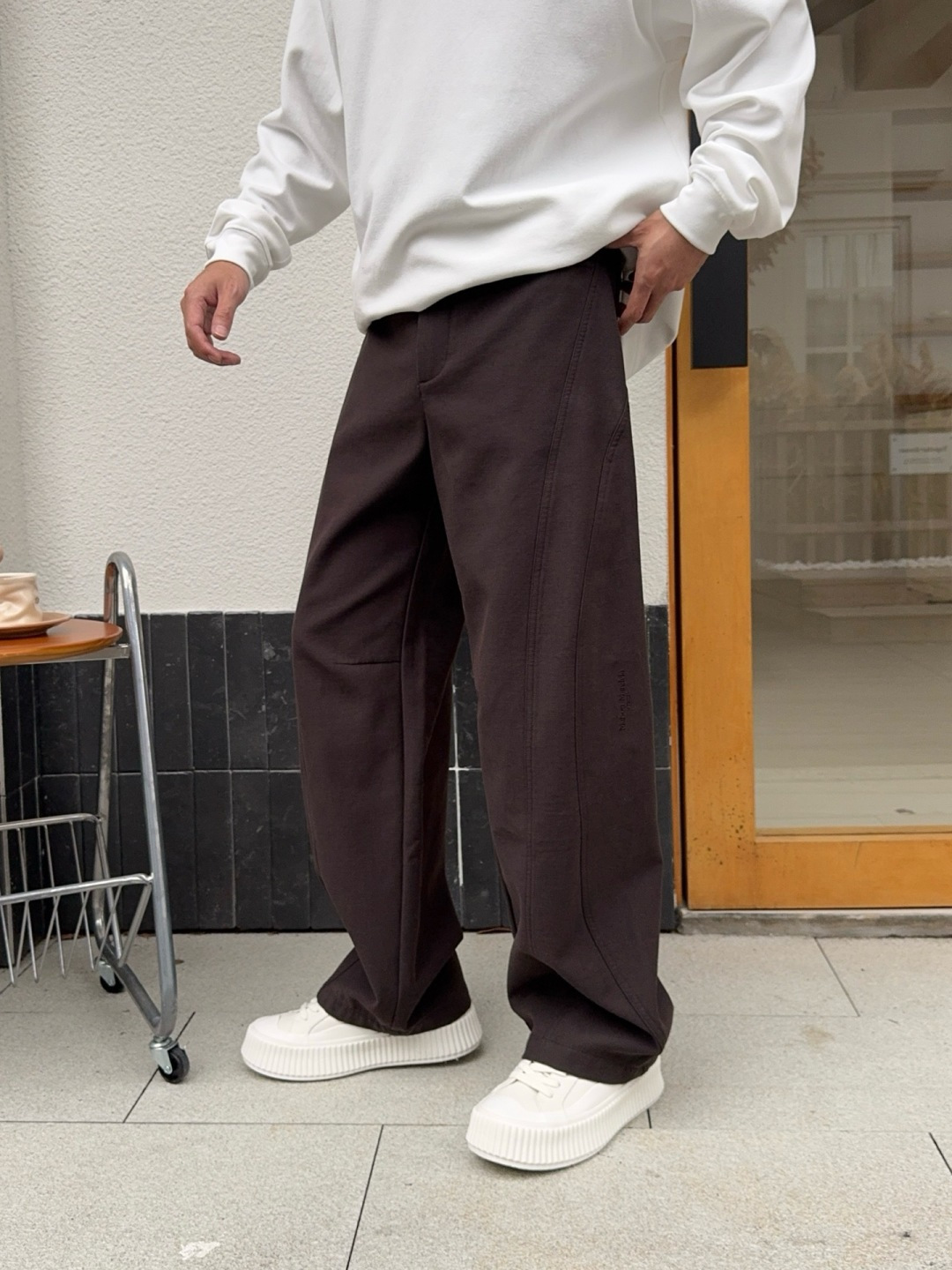 秋冬新款裤子上新🔥 颜色：黑，紫 码数：M-3XL 款号：7025
