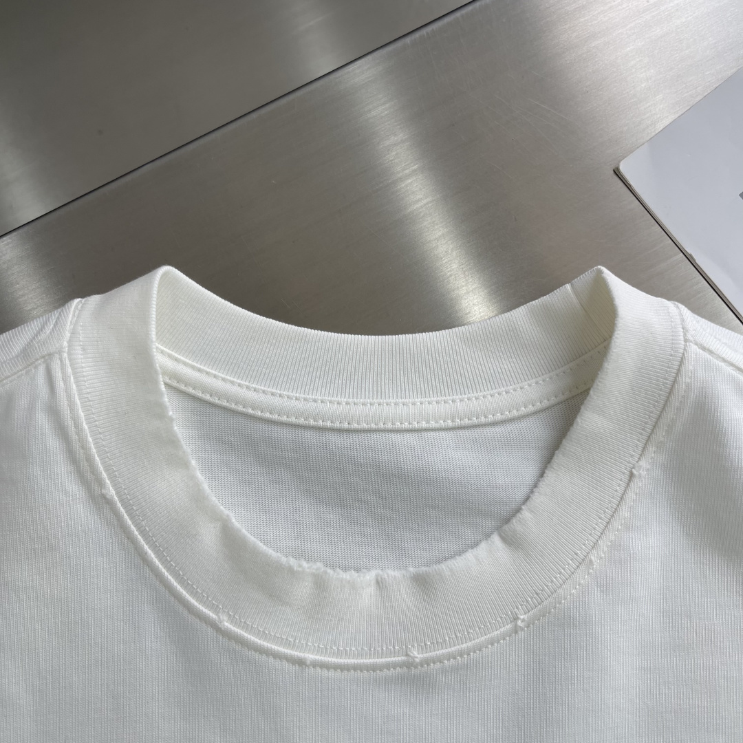 高品质‼️ JIL SANDER 极简字母logo印花长袖薄卫衣 320g双纱纯棉面料，磨破做旧处理 黑色/白色 男女同