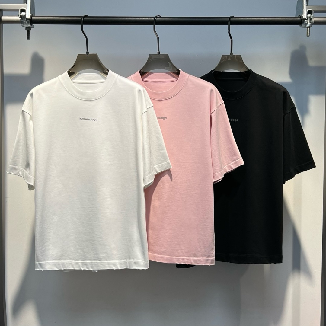 秋冬新款重磅T恤上新🔥 颜色：黑，白，粉 码数：XS-XL 款号：52225