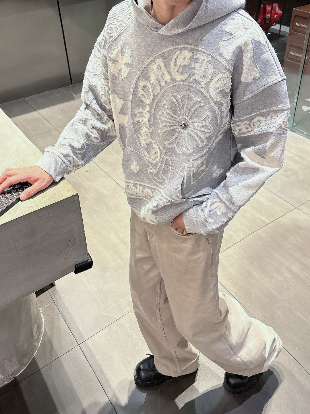 2026秋冬新款 克罗心满身烧花卫衣 S M L XL