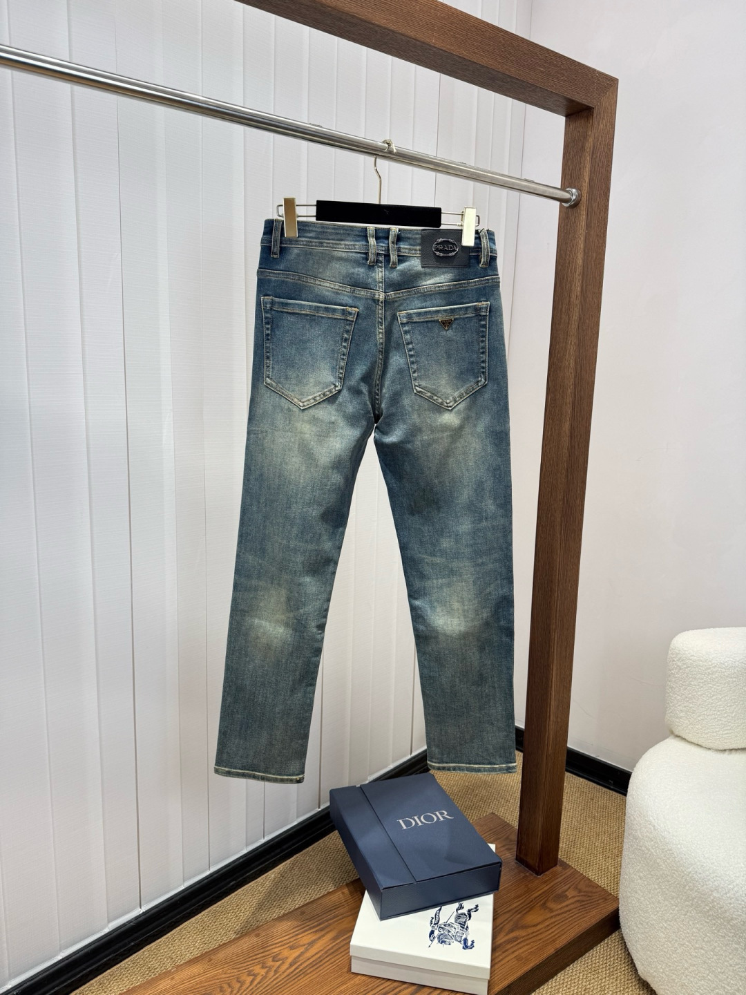 普拉达 新品上市 FW四季款新款男士休闲牛仔裤，顶级品质！渠道订单，官网同步出售！！原厂订制牛仔全棉材质！适合休闲/正装