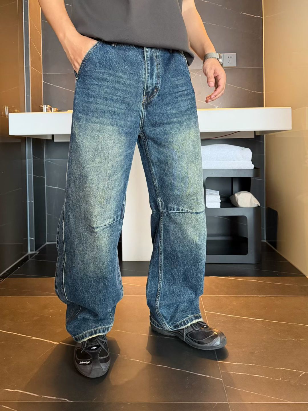 秋季新款牛仔裤 弯刀阔腿裤型 S-XL 