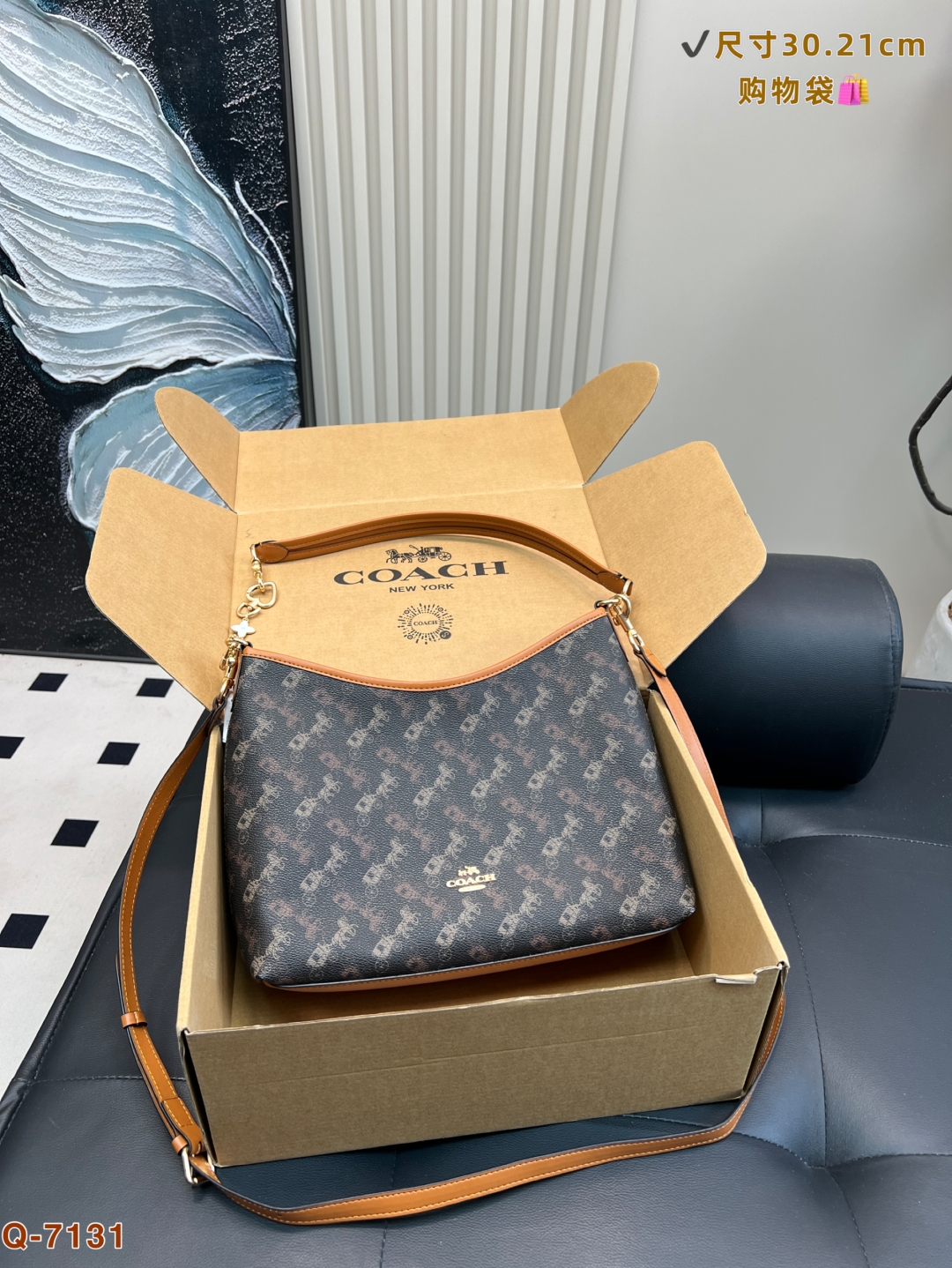 💰185 配礼盒
蔻驰 coach 流浪包购物袋
满满的设计感
超级高级的时尚单品
尺寸30.21cm