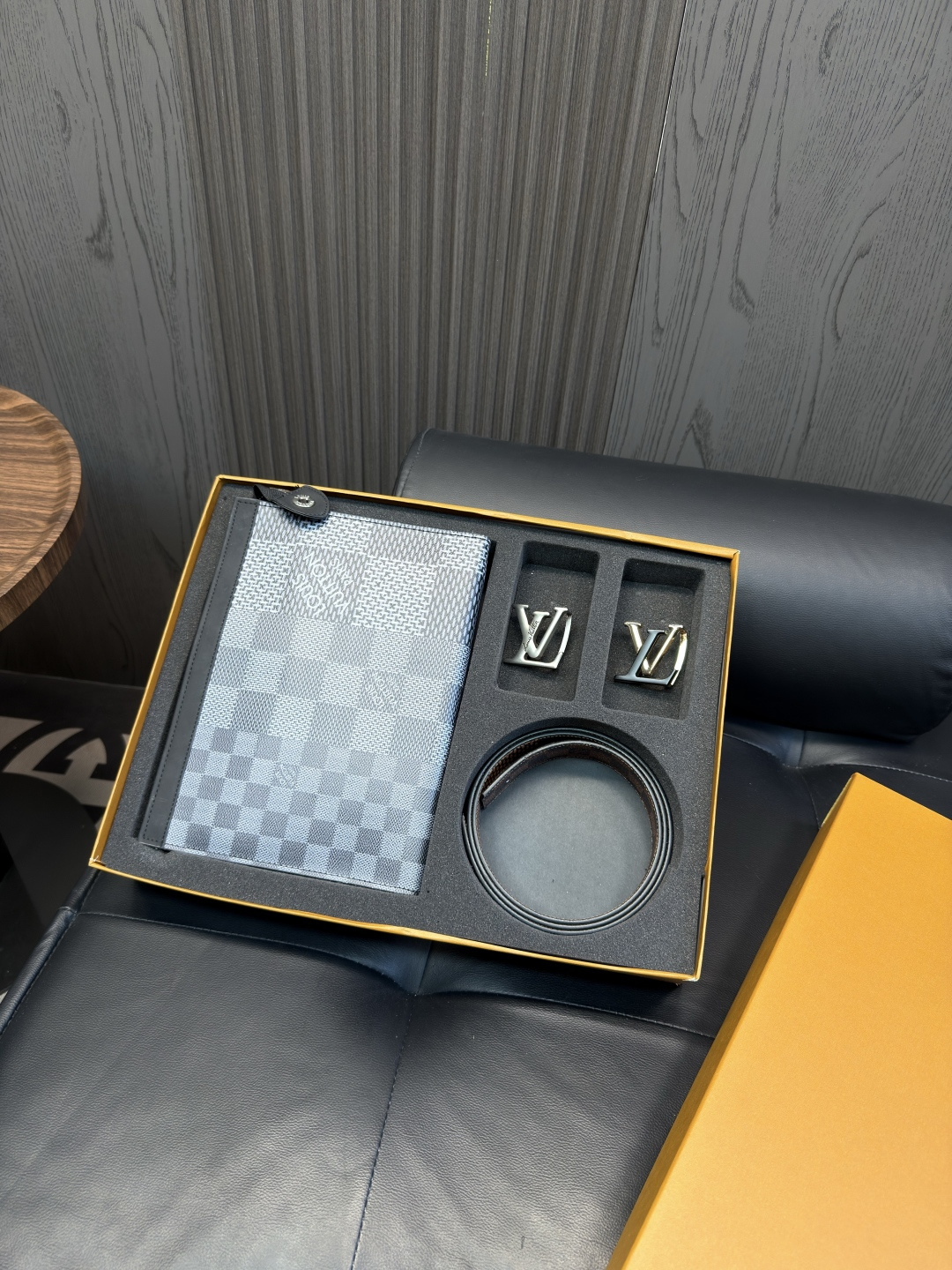 _deJ9smBg4eCboeYsI2MaeTpd5Oyx9wYFw_UHGkg