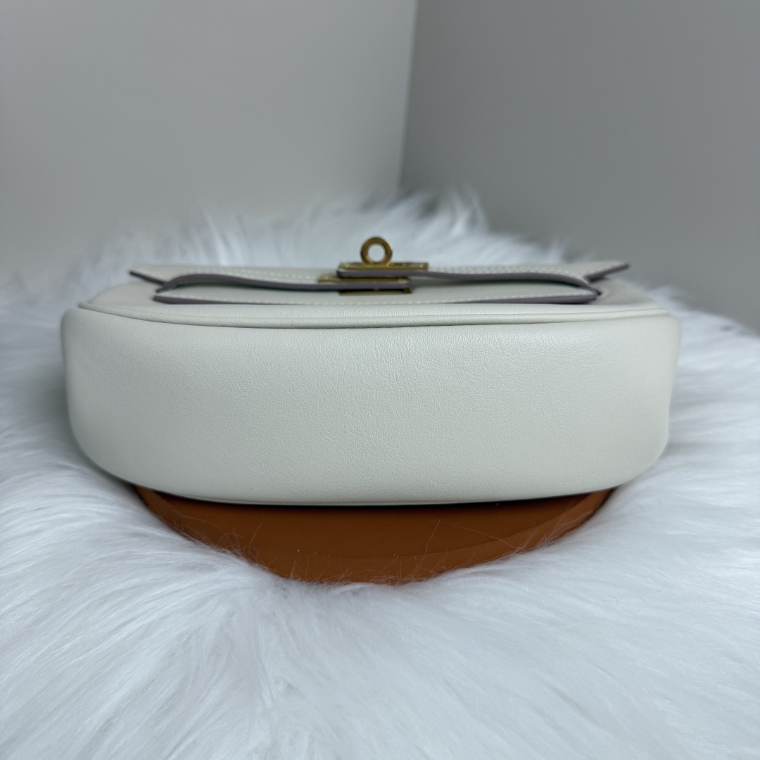 Hermes Kelly Moove Bag Swift Leather White Gold Hardware, Adjustable Strap 3 cmp i1741240108400 3413 0 2
