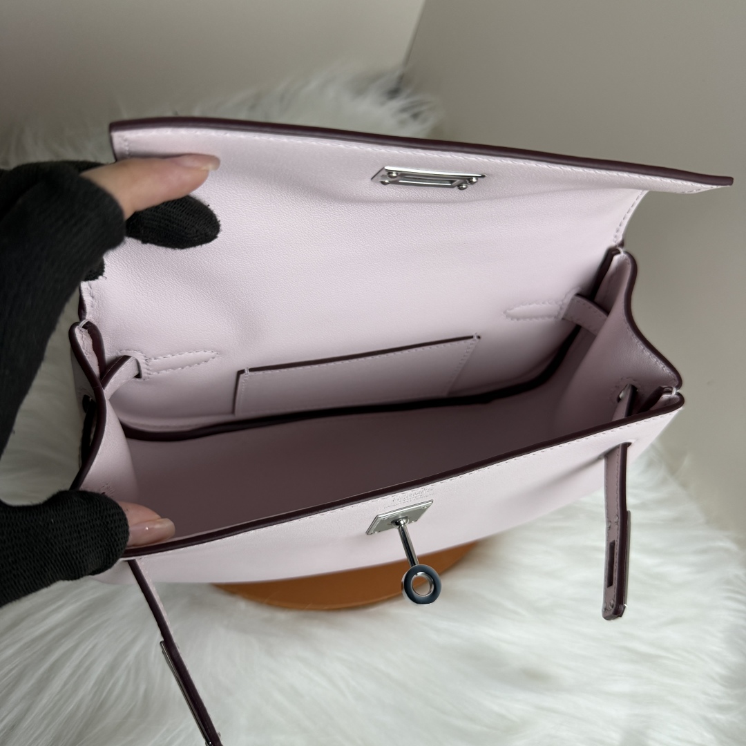 Hermes Kelly Moove Bag, Dreamy Purple Swift Leather, Silver Hardware 10 cmp i1741243768361 3048 0 8