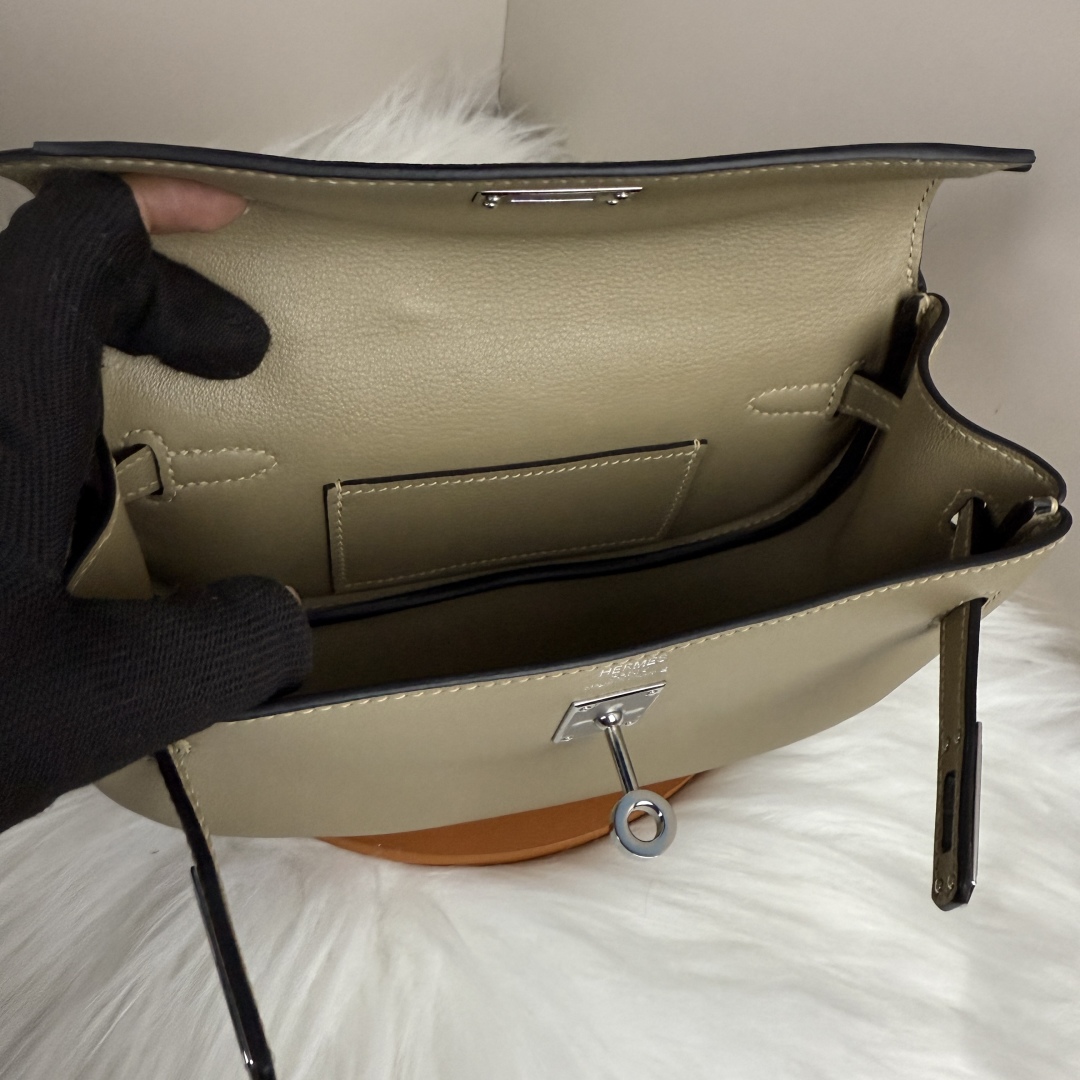 Hermes Kelly Moove Amir Silver Buckle Bag Swift Leather Handbag Set 10 cmp i1741252776303 8654 0 8