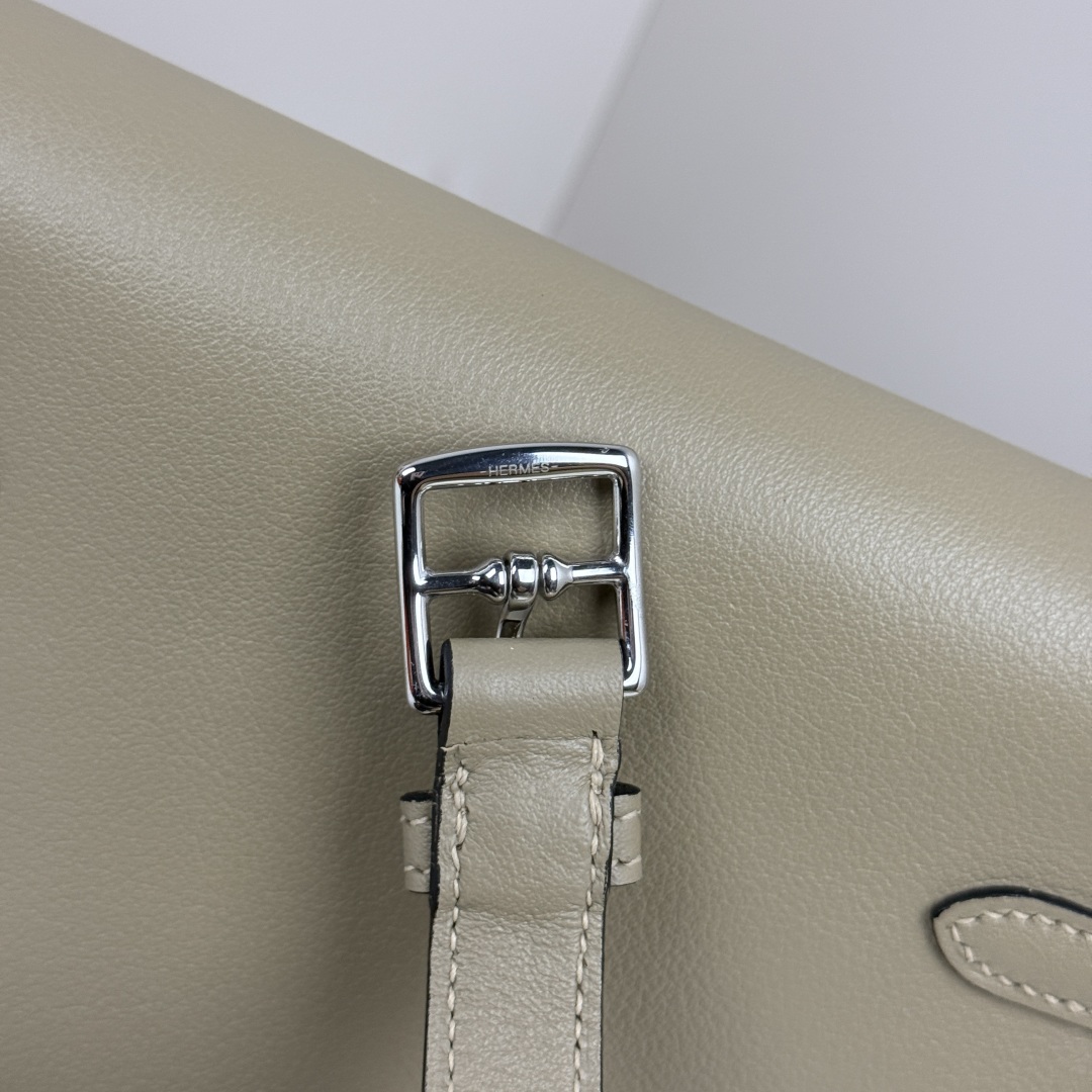 Hermes Kelly Moove Amir Silver Buckle Bag Swift Leather Handbag Set 9 cmp i1741252779047 7049 0 7