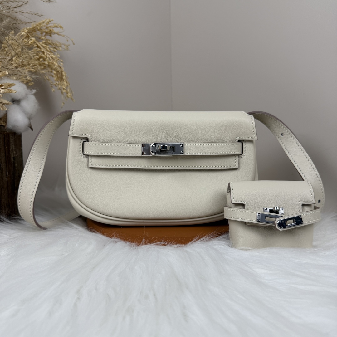 Hermes Kelly Moove Bag, Swift Leather, Silver Hardware - Elegant Moon Bag 1 cmp i1741339096620 4720 0 8